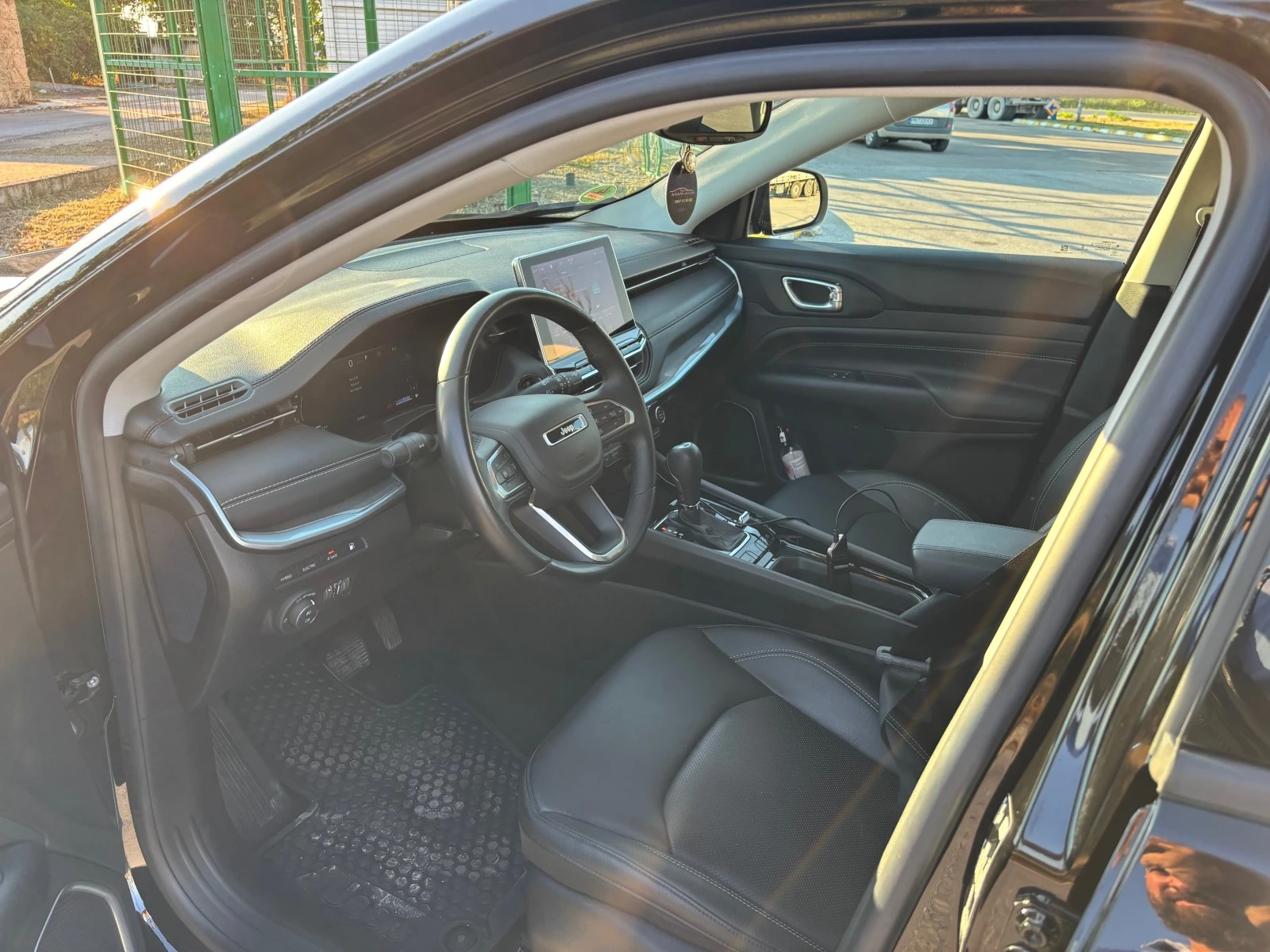 Jeep Compass Black Edition Top  | Mobile.bg   12