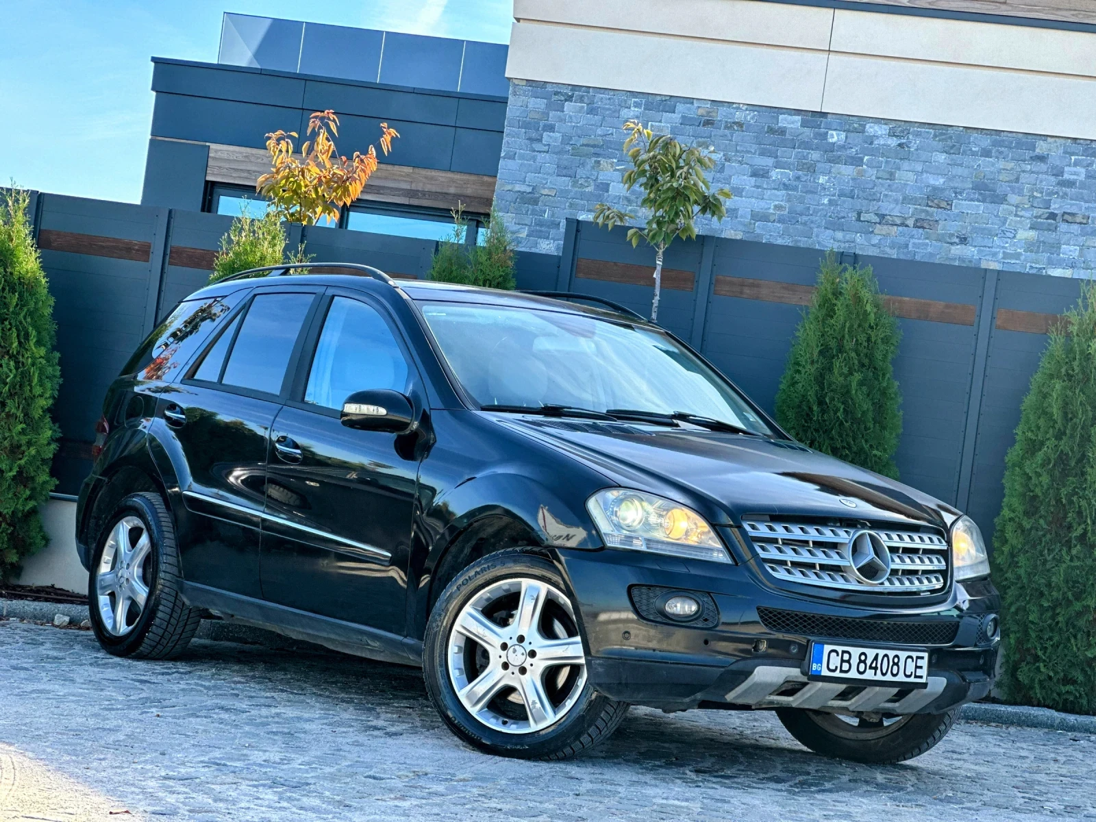 Mercedes-Benz ML 320 3.0D* 224hp.ПАНОРАМА* ПОДГРЕВ* AIRMATIK* ЛИЗИНГ* Б - изображение 2