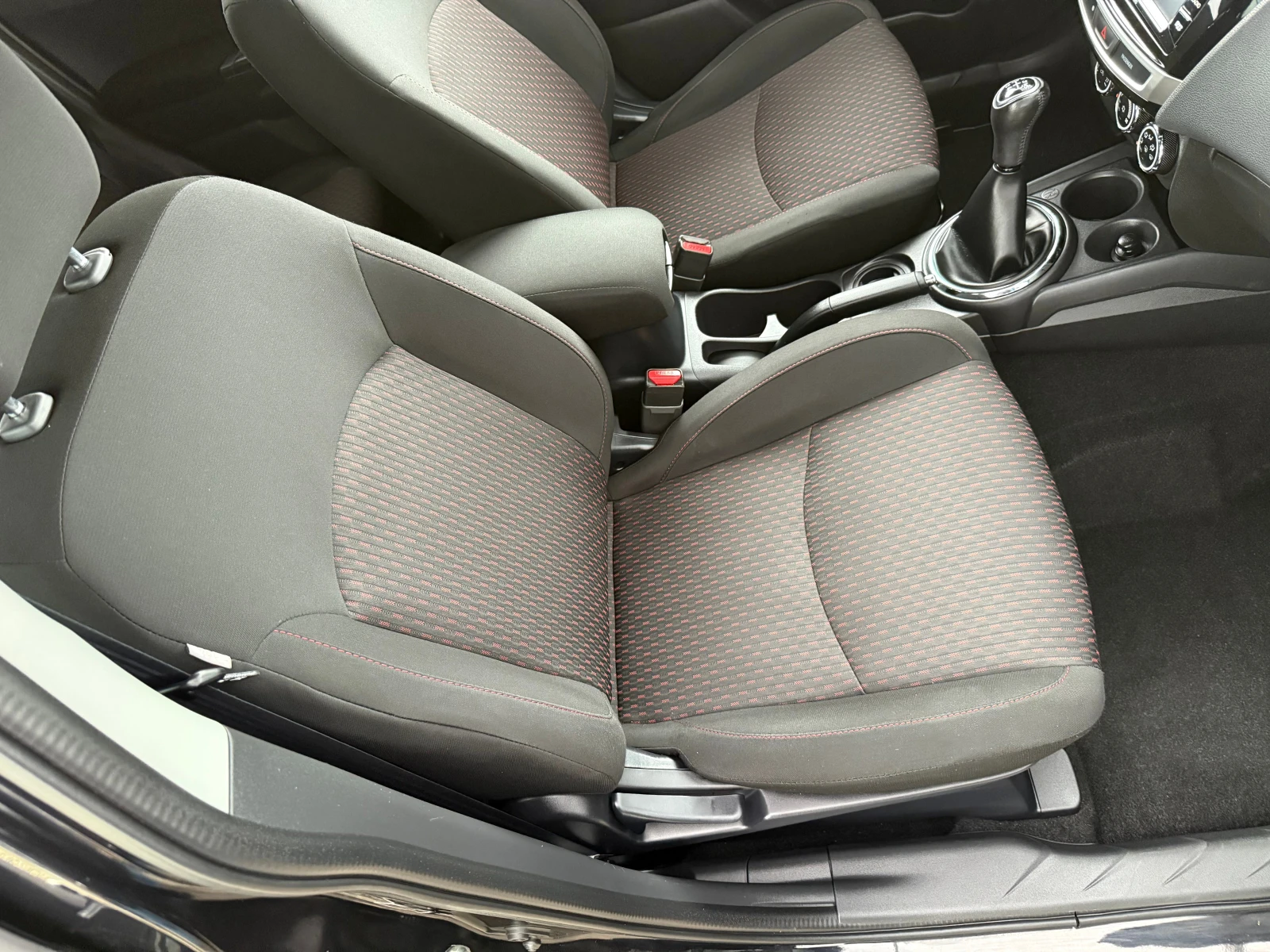 Mitsubishi ASX 1.6 i | Mobile.bg   16