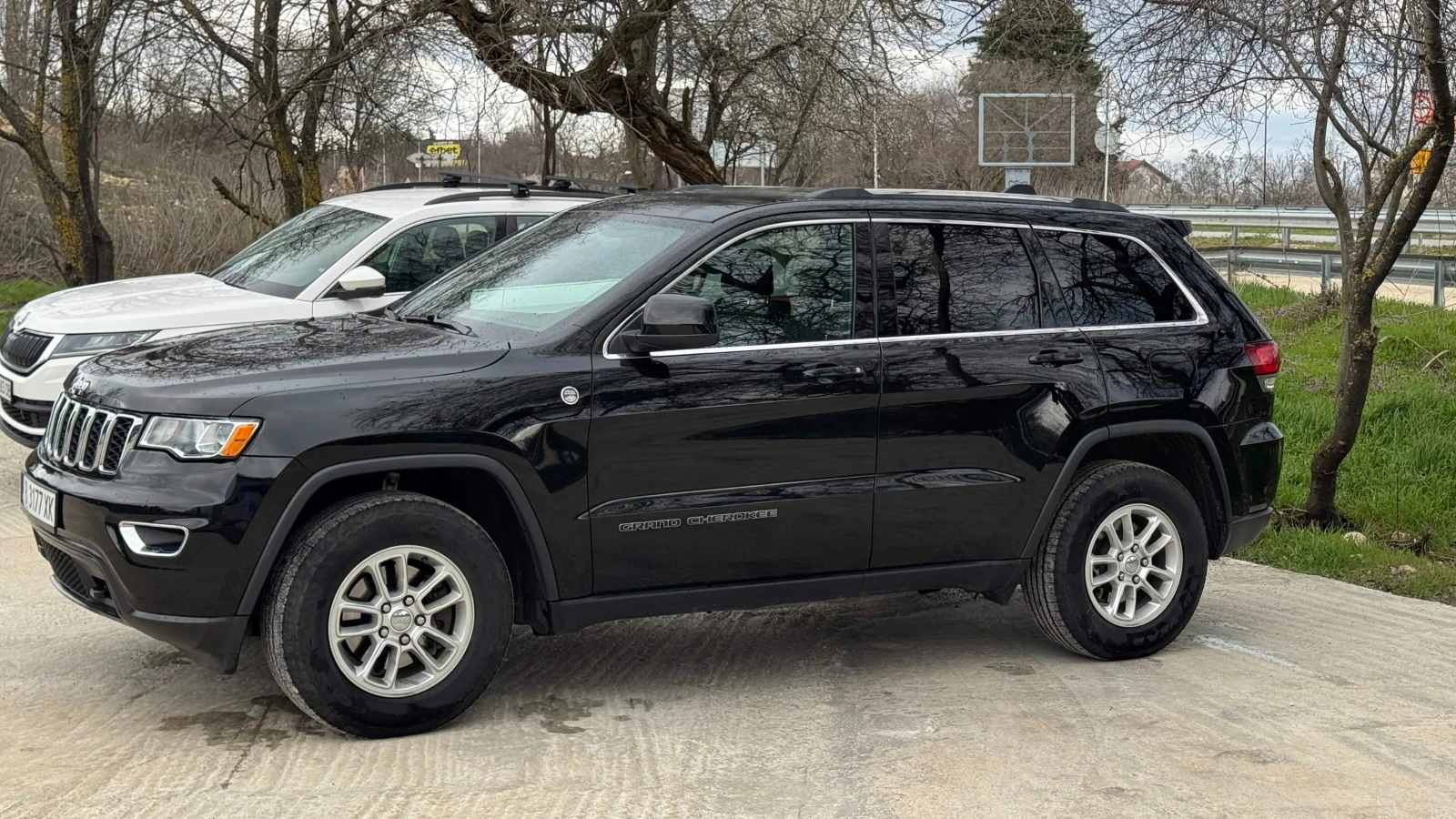 Jeep Grand cherokee 3.6 V6, снимка 3 - Автомобили и джипове - 54039474