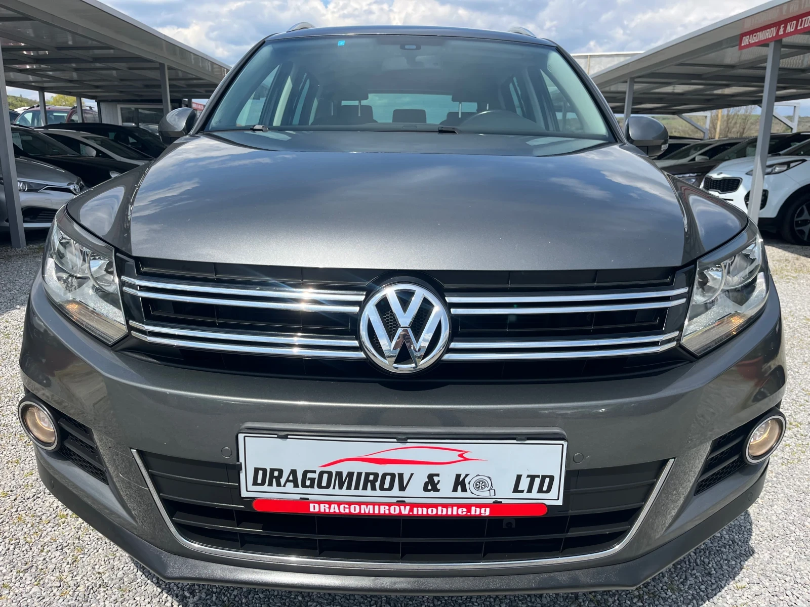VW Tiguan 4otion/Automat, снимка 2 - Автомобили и джипове - 54256845