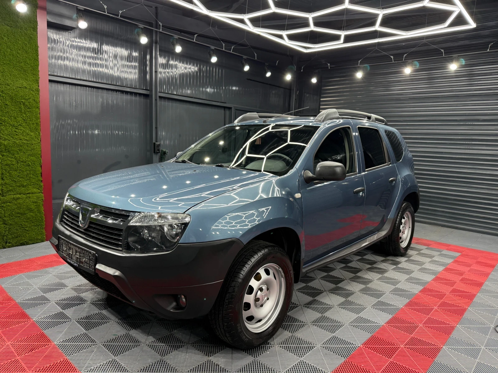 Dacia Duster 1.6i 4x4 SWIS