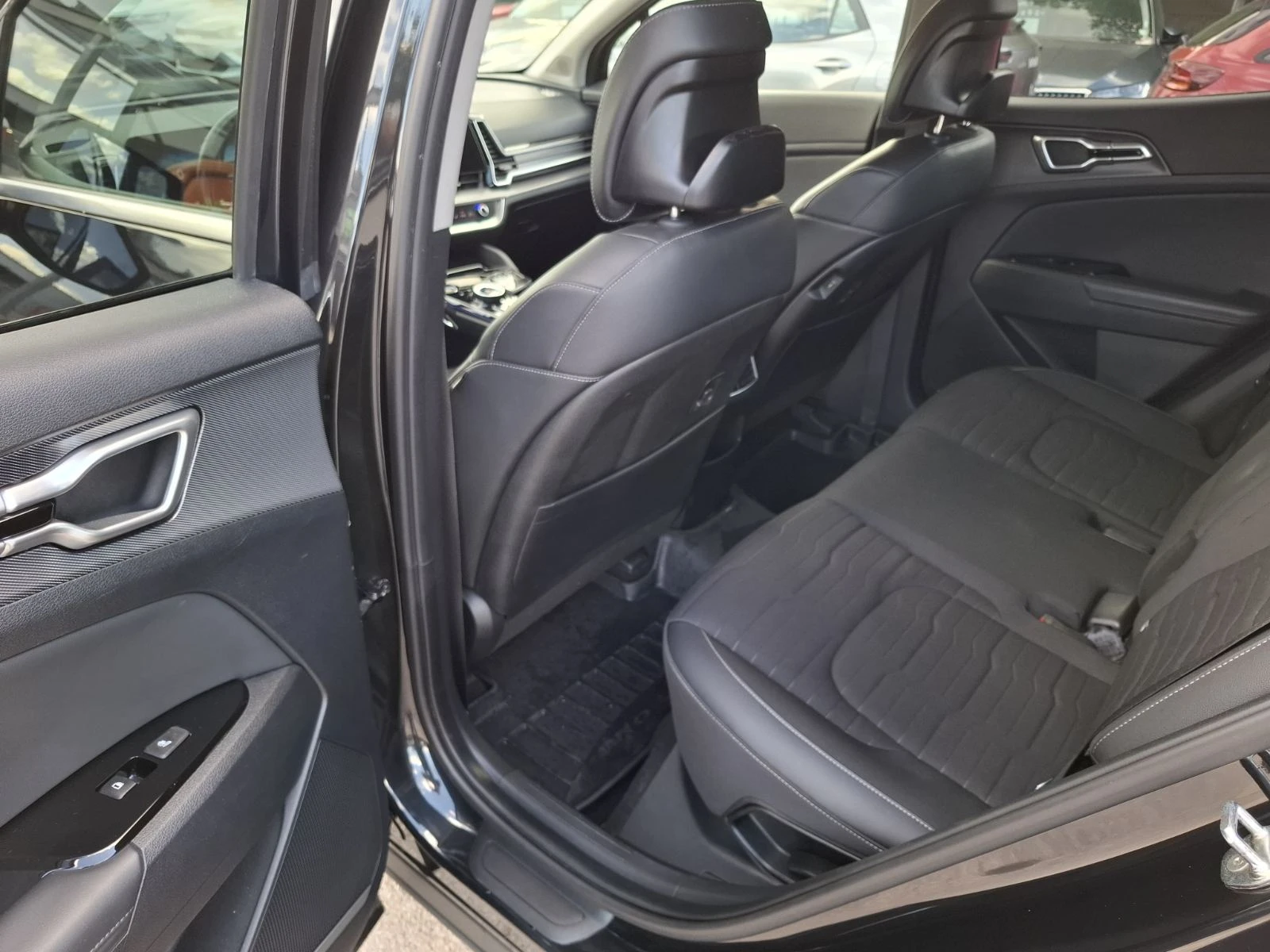 Kia Sportage 1.6 T-gdi EX 4х4 Гаранция, снимка 7 - Автомобили и джипове - 54915798