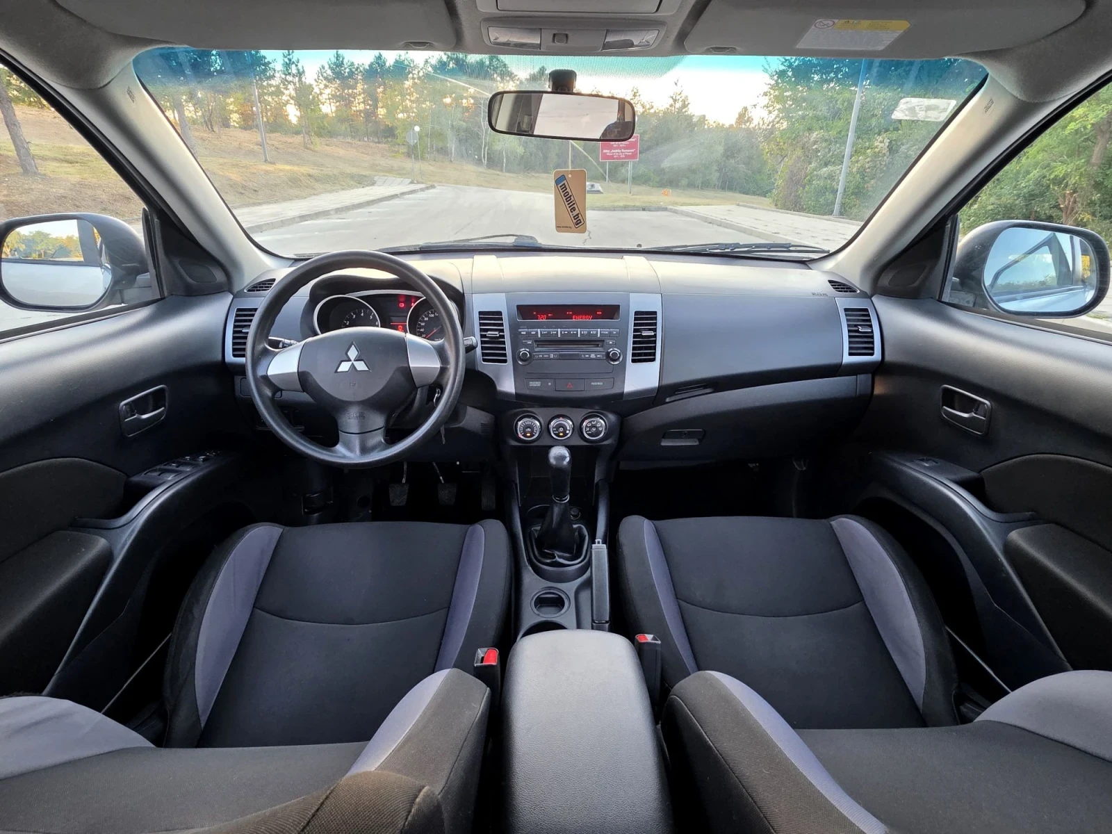 Mitsubishi Outlander Фейслифт, 2.0-147к.с , снимка 12 - Автомобили и джипове - 55944354