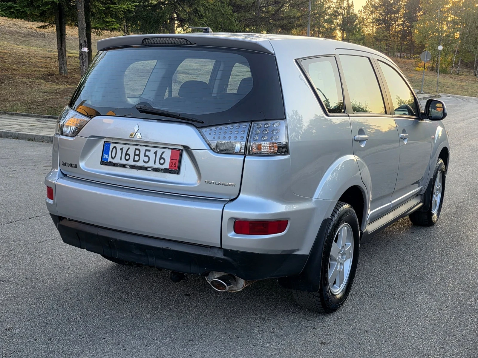 Mitsubishi Outlander Фейслифт, 2.0-147к.с , снимка 5 - Автомобили и джипове - 55944354