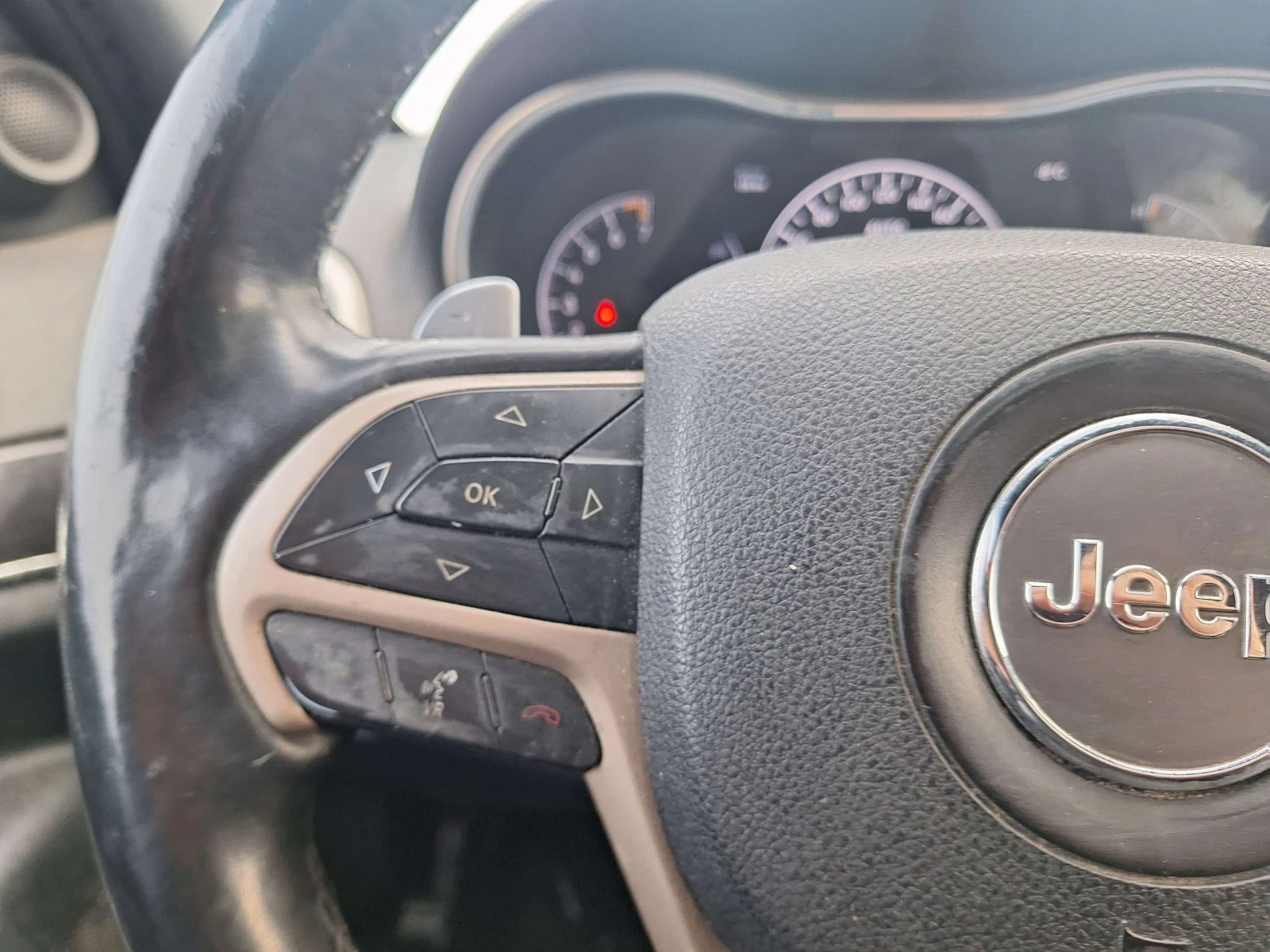Jeep Grand cherokee * Limited 4x4 * CARFAX * ФИКСИРАНА ЦЕНА ДО БГ * , снимка 16 - Автомобили и джипове - 56085892