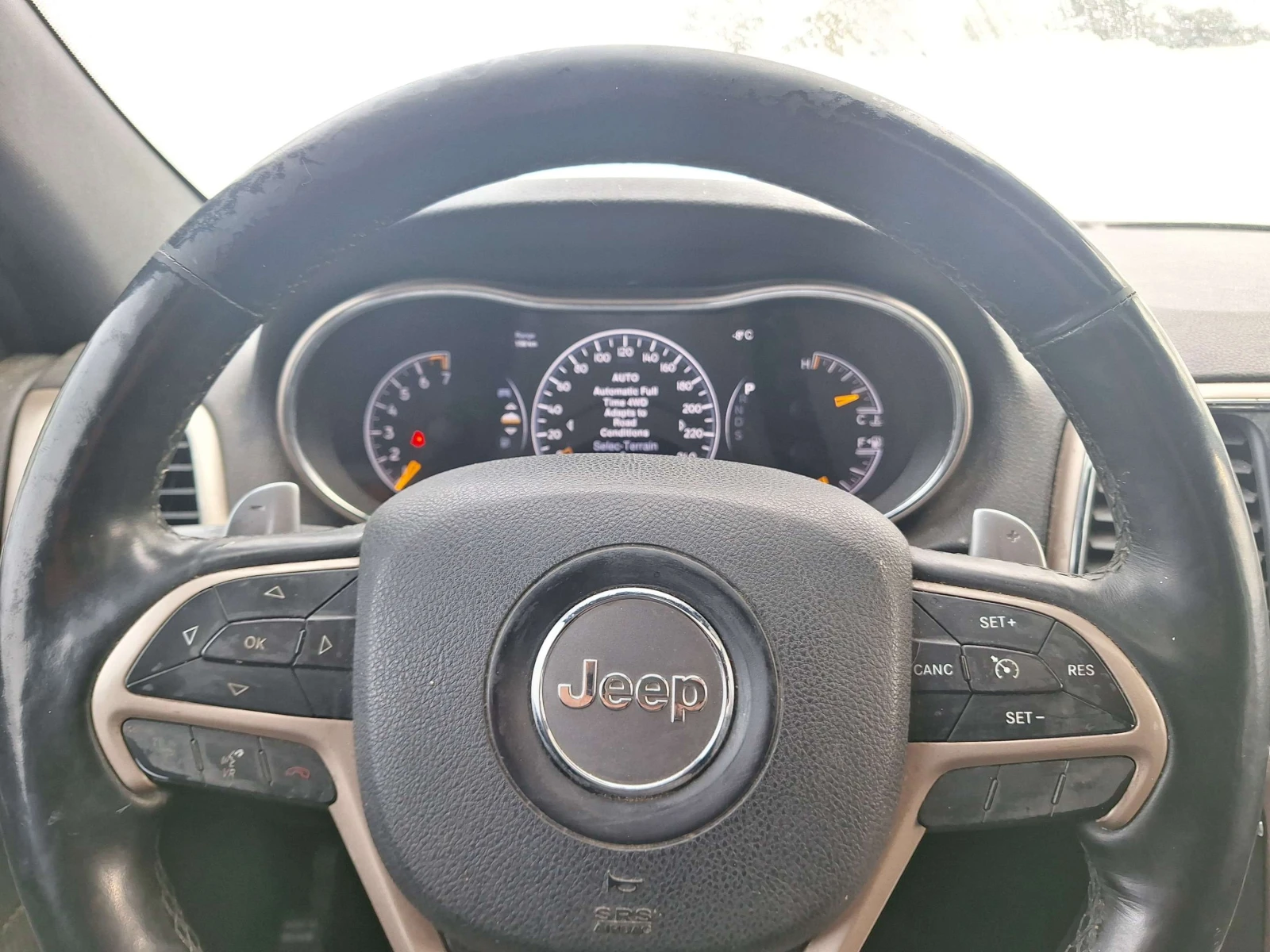 Jeep Grand cherokee * Limited 4x4 * CARFAX * ФИКСИРАНА ЦЕНА ДО БГ * , снимка 15 - Автомобили и джипове - 56085892
