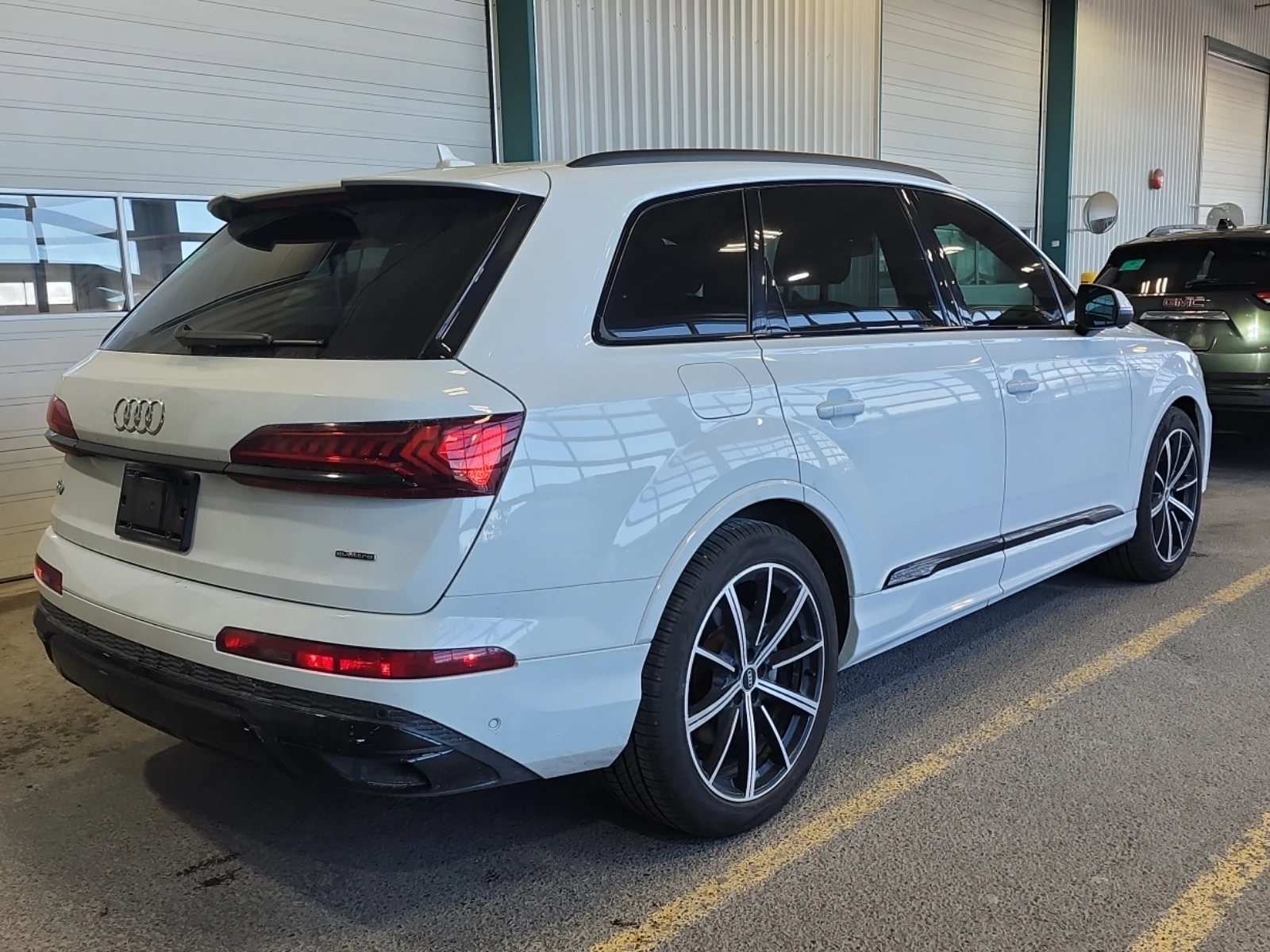 Audi Q7 TECHNIK / АВТОКРЕДИТ, снимка 2 - Автомобили и джипове - 56167306