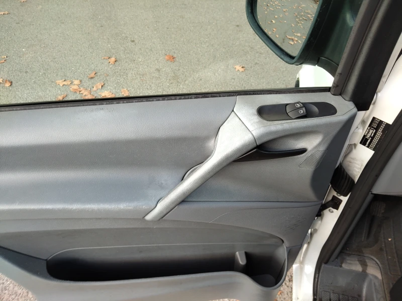 Mercedes-Benz Vito 111cdi 2, 2d 116ps 6ck, снимка 12 - Бусове и автобуси - 52158012