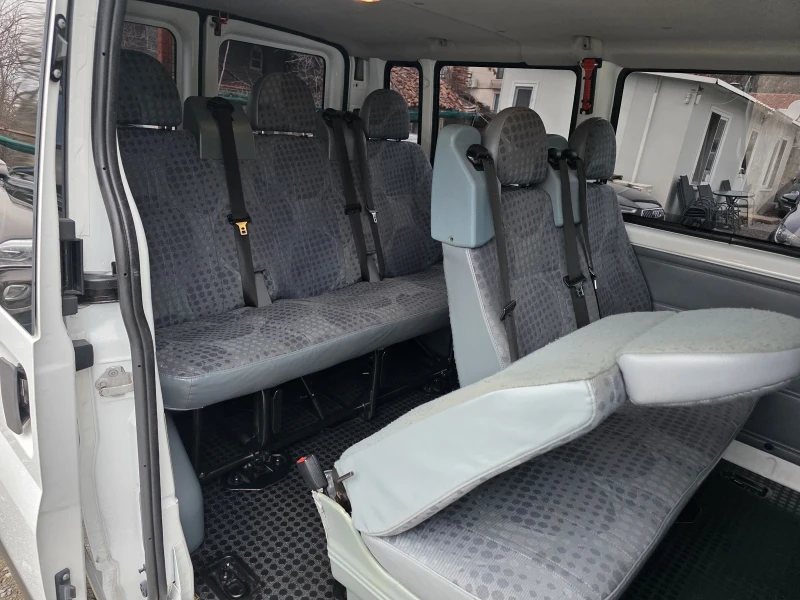 Ford Transit 2.2 TDCI 101 К.С. 9 МЕСТЕН / КЛИМА / ЕВРО 5, снимка 12 - Бусове и автобуси - 53059845