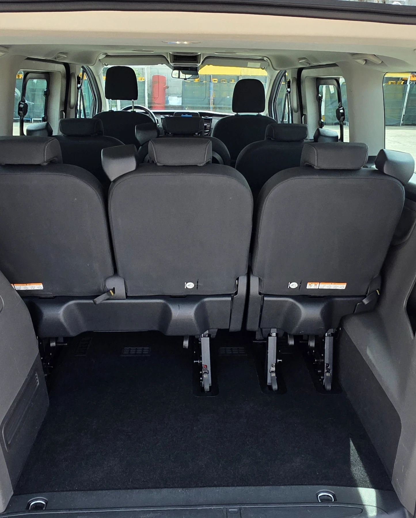 Ford Transit Custom 2.0 TDCI 130к.с  TOURNEO CUSTOM Автомат 8 места., снимка 11 - Бусове и автобуси - 54606276
