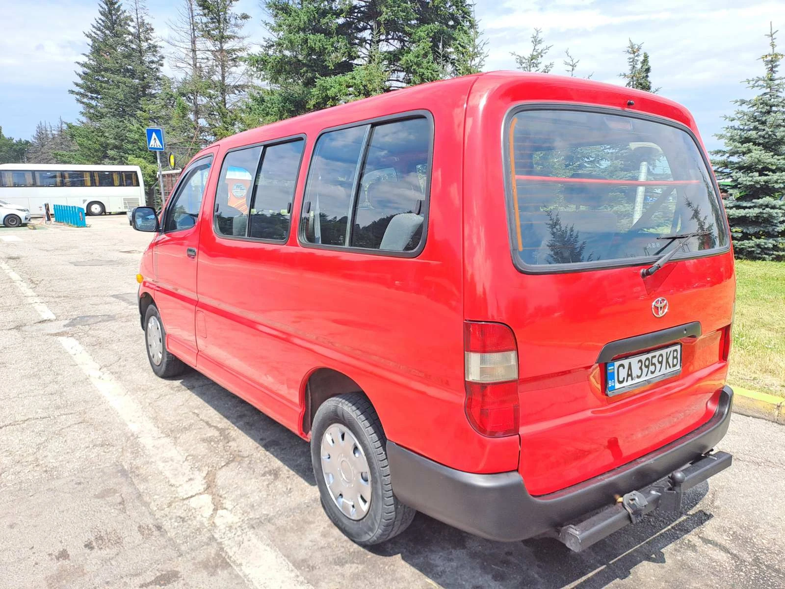 Toyota Hiace 2.4, снимка 6 - Бусове и автобуси - 55160256