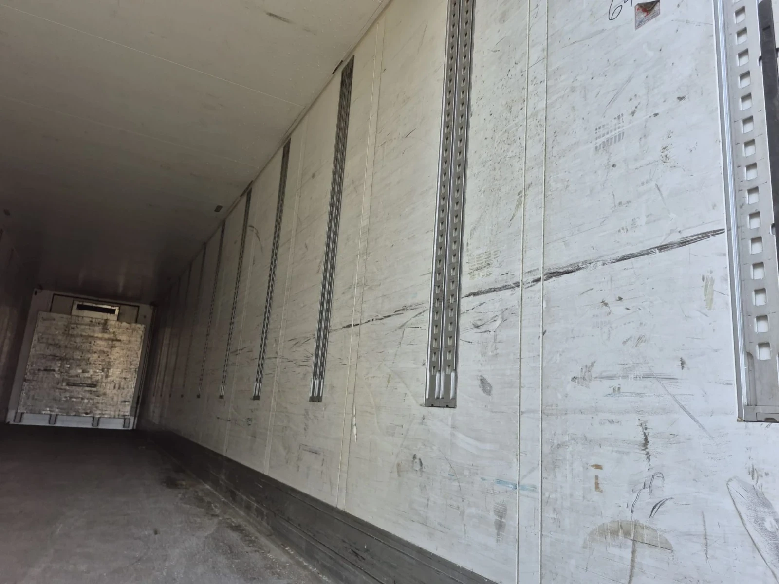 Полуремарке Schmitz Frigo Mega, снимка 5 - Ремаркета - 54158945