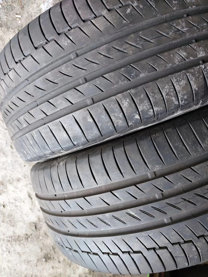 Гуми Летни 245/45R19, снимка 2 - Гуми и джанти - 37110780