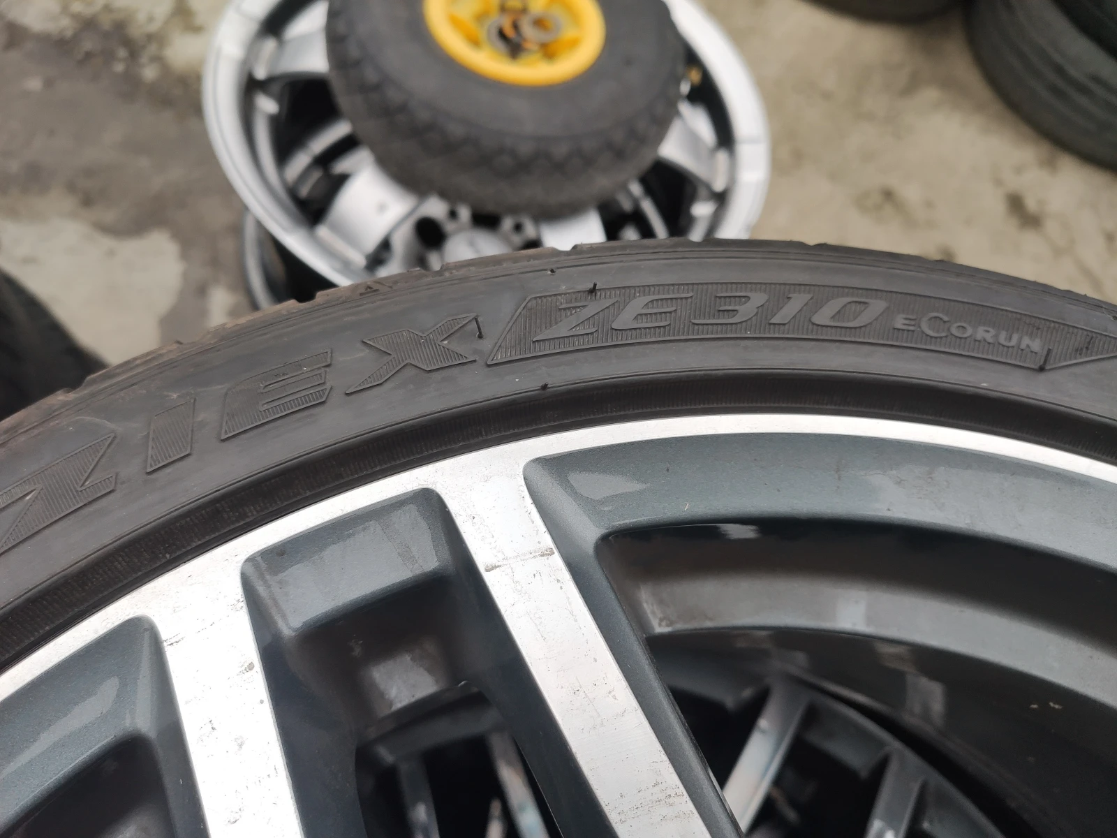  215/40R17 | Mobile.bg   9