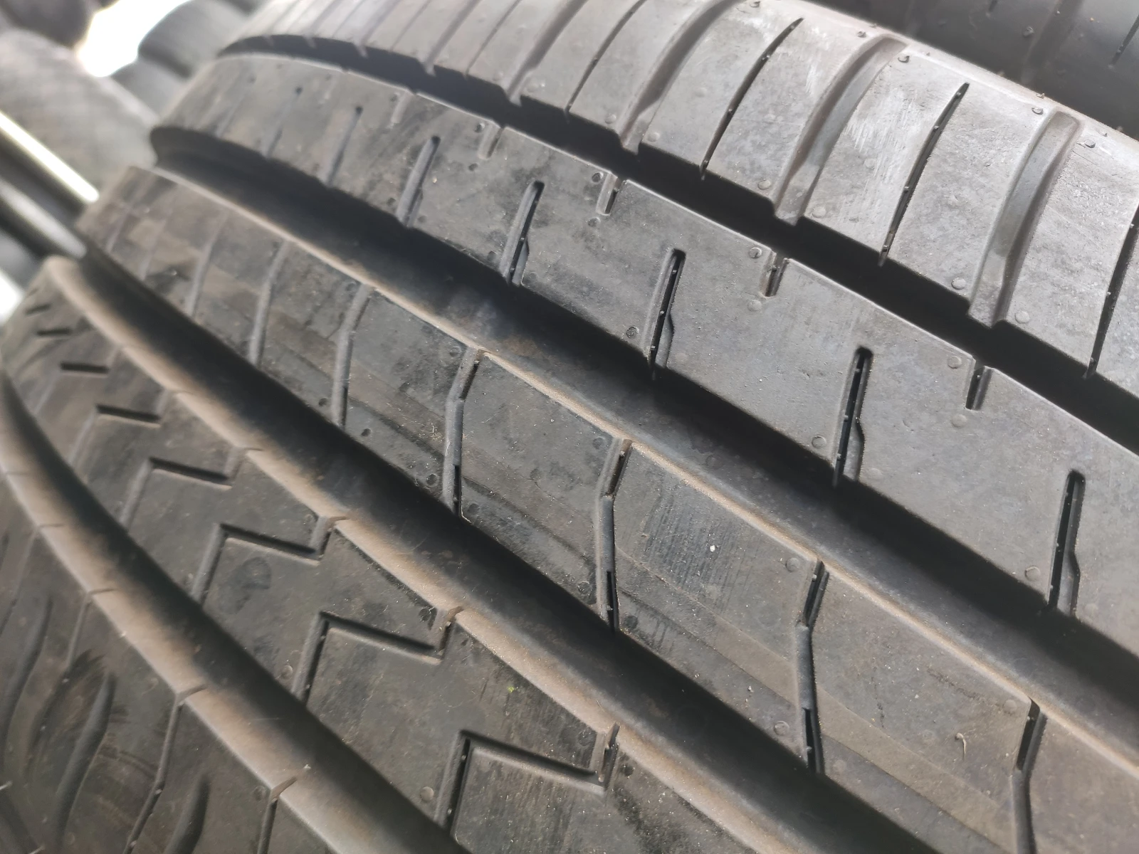  215/40R17 | Mobile.bg   5