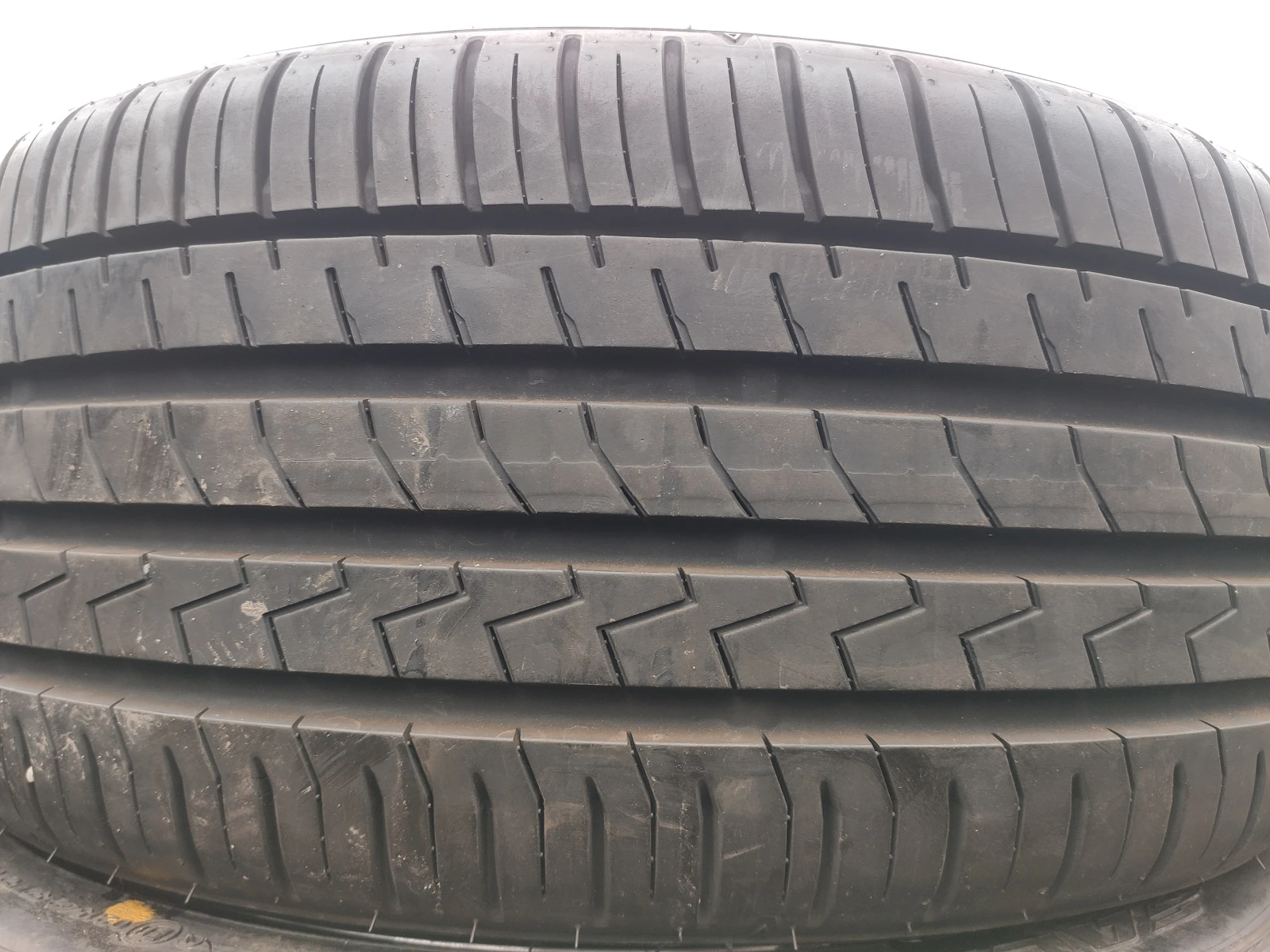  215/40R17 | Mobile.bg   1