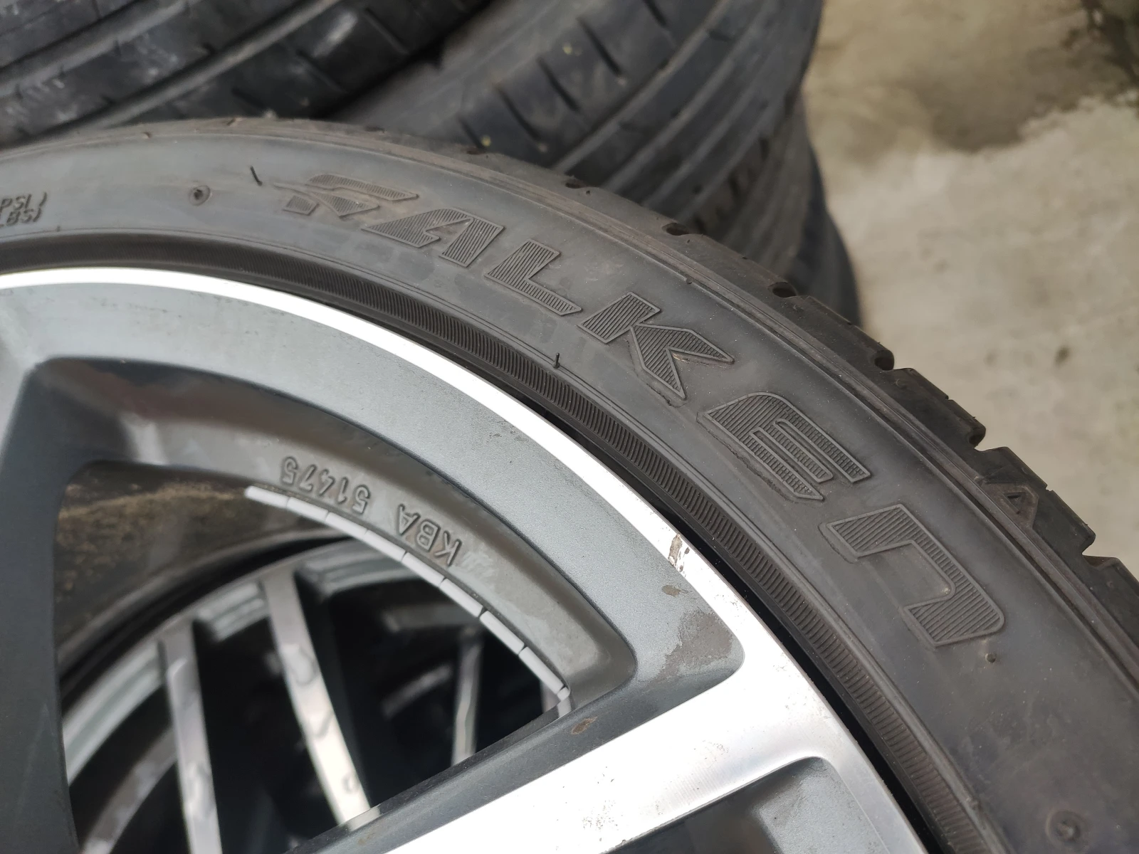  215/40R17 | Mobile.bg   7