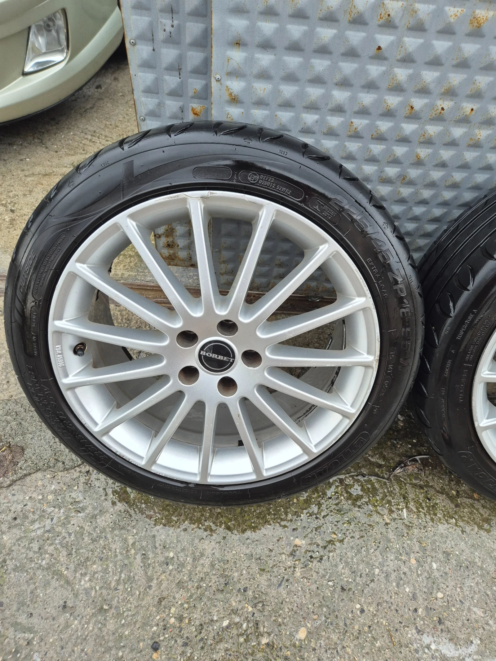 ���� � ������ 225/45R18 | Mobile.bg � ����������� 4