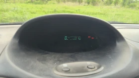 Toyota Yaris verso, снимка 3