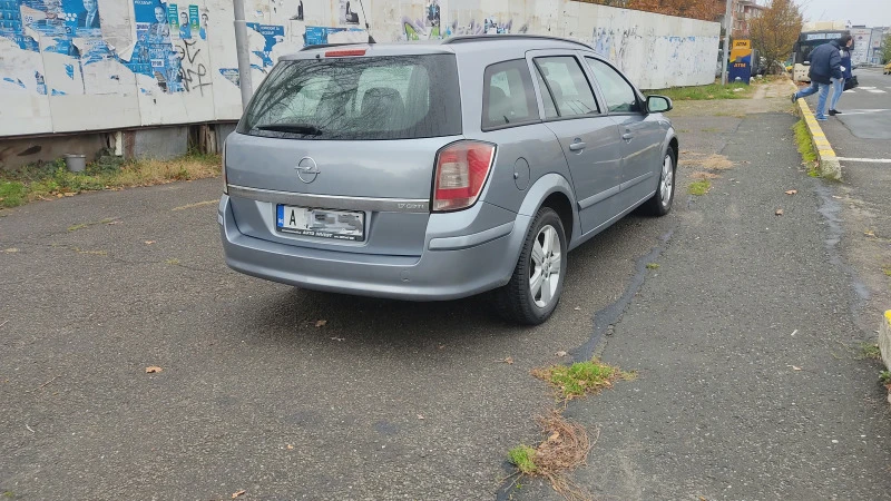 Opel Astra, снимка 4 - Автомобили и джипове - 48089208