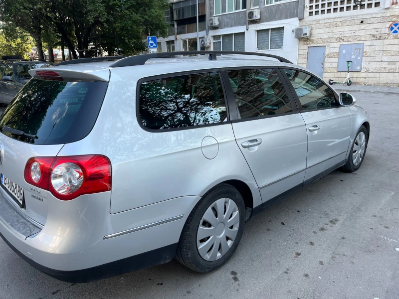 VW Passat, снимка 3 - Автомобили и джипове - 46925600