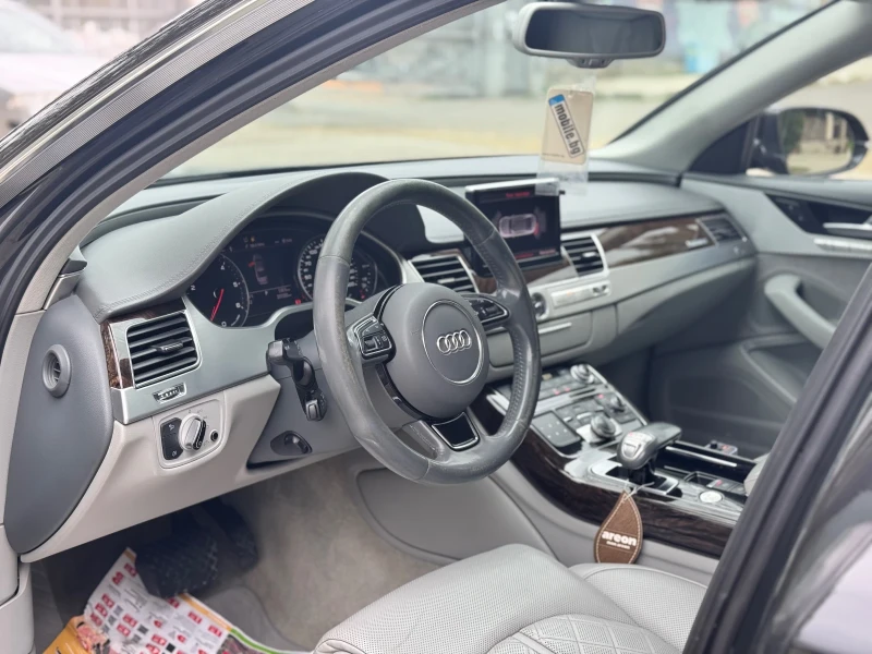 Audi A8, снимка 8 - Автомобили и джипове - 47840235