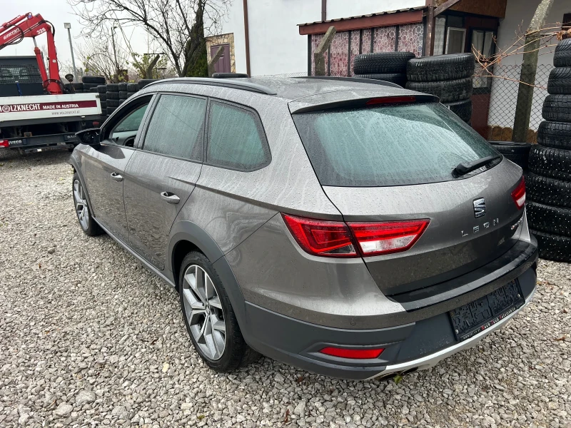 Seat Leon 2.0 184 Dsg 4x4, снимка 5 - Автомобили и джипове - 48441357