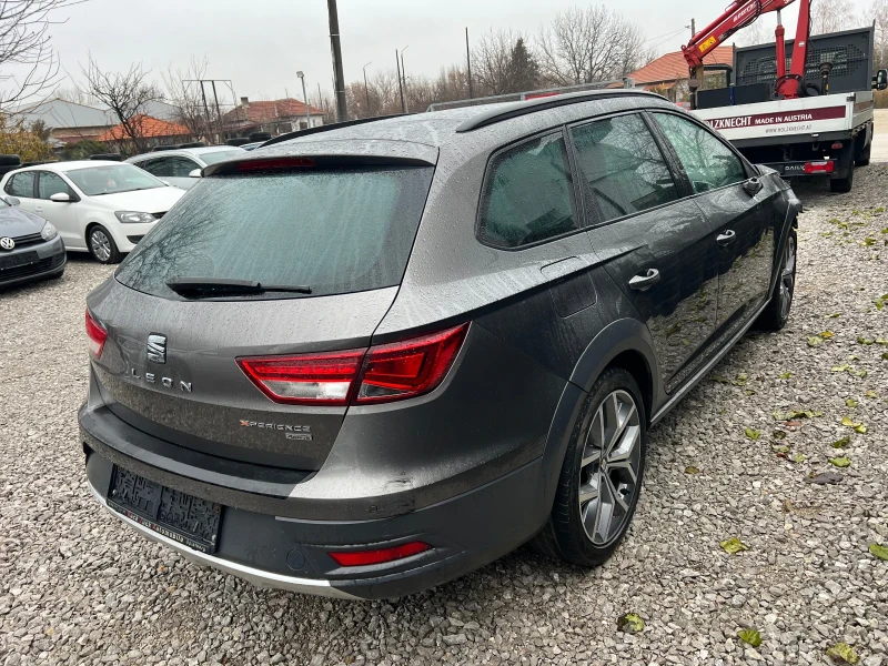 Seat Leon 2.0 184 Dsg 4x4, снимка 7 - Автомобили и джипове - 48441357