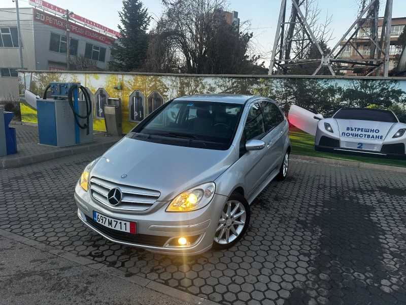 Mercedes-Benz B 200 CDI, снимка 9 - Автомобили и джипове - 49378683