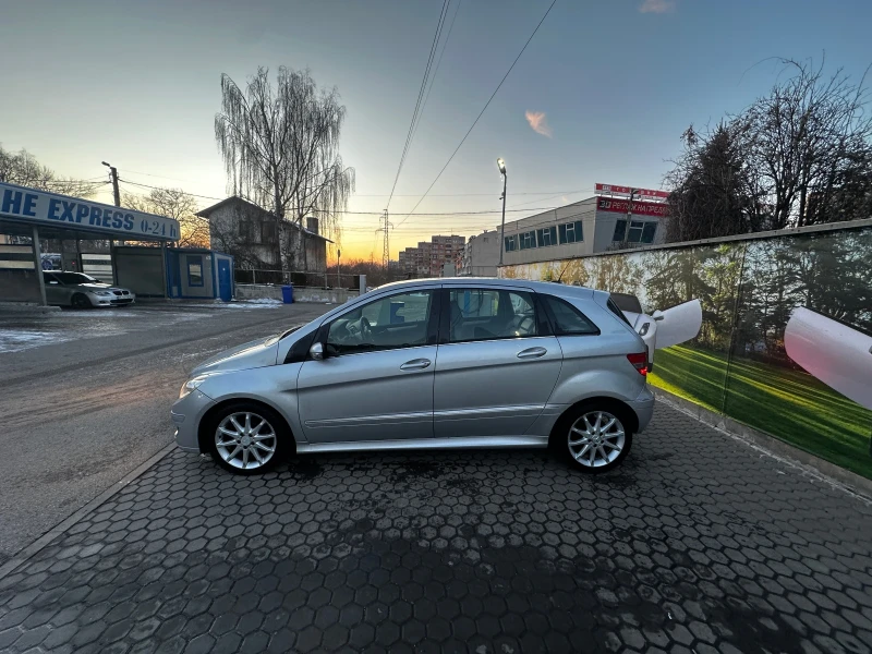 Mercedes-Benz B 200 CDI, снимка 8 - Автомобили и джипове - 49378683