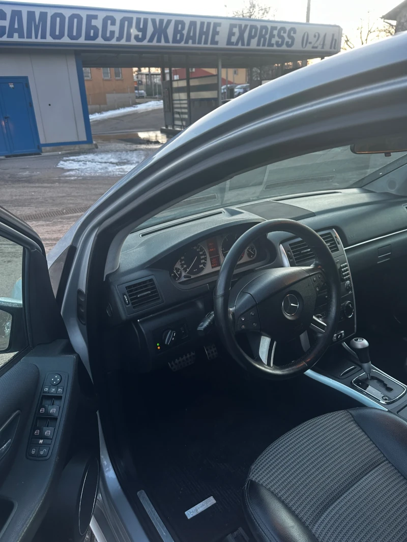 Mercedes-Benz B 200 CDI, снимка 12 - Автомобили и джипове - 49378683