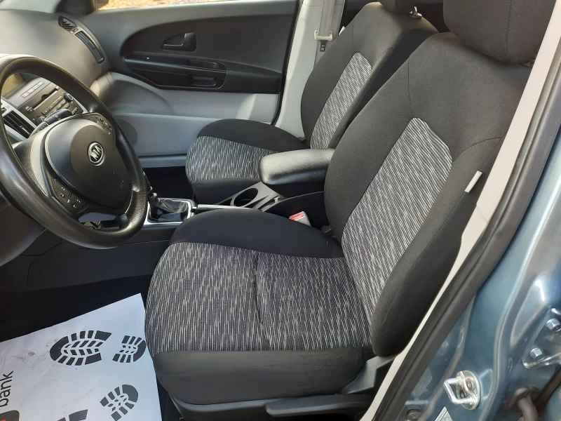 Kia Ceed 1.6 CRDI MOTION, снимка 9 - Автомобили и джипове - 52178461