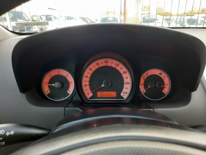 Kia Ceed 1.6 CRDI MOTION, снимка 13 - Автомобили и джипове - 52178461
