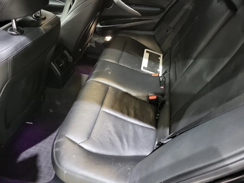 BMW 330 330I XDRIVE  CARFAX, снимка 12 - Автомобили и джипове - 52493668