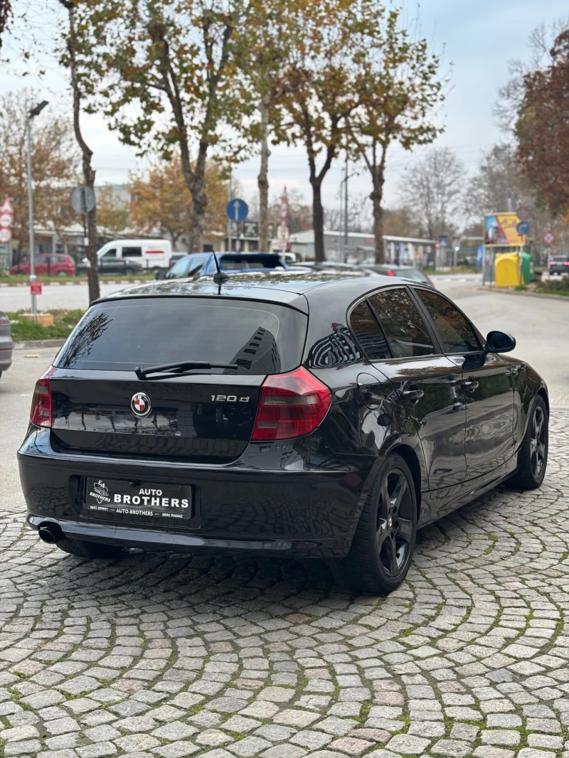 BMW 120 SHADOW LINE / AVTOMAT / CAR PLAY / KAMERA / NAVI, снимка 5 - Автомобили и джипове - 52542066