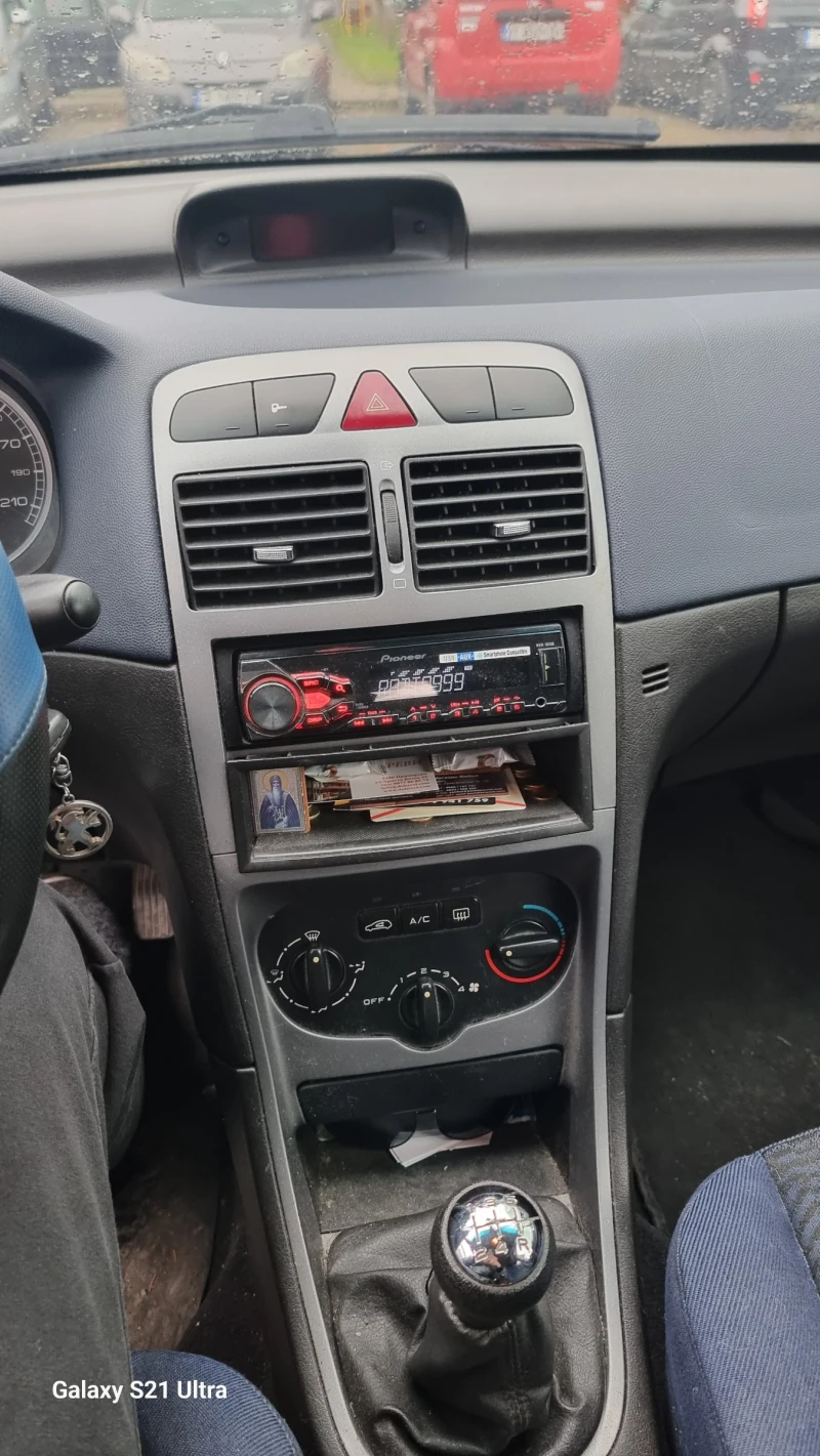 Peugeot 307 1.6 Бензин + Газ, снимка 8 - Автомобили и джипове - 53371651