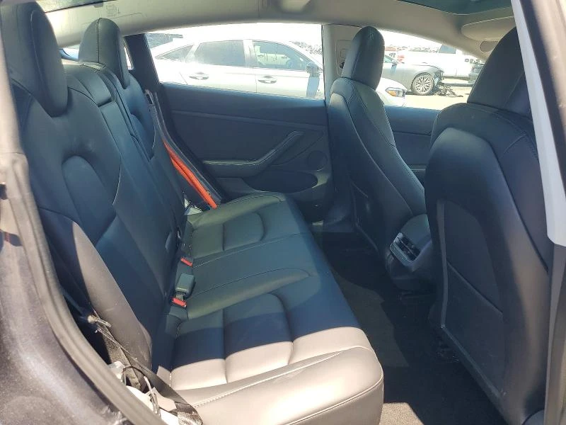 Tesla Model 3 Long Range Dual motor, снимка 10 - Автомобили и джипове - 55351206