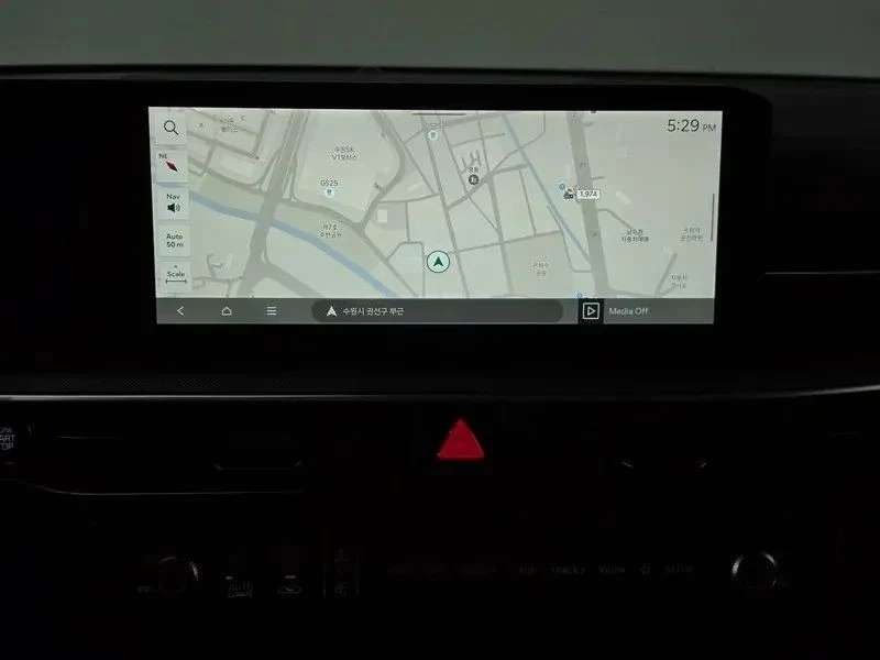 Kia K5, снимка 15 - Автомобили и джипове - 56688106