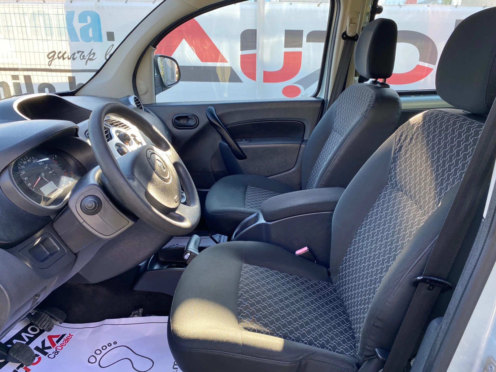 Renault Kangoo 1.6i-106кс= 117хил.км= КЛИМАТИК= ПЪТНИЧЕСКИ= ЕURO  - изображение 7