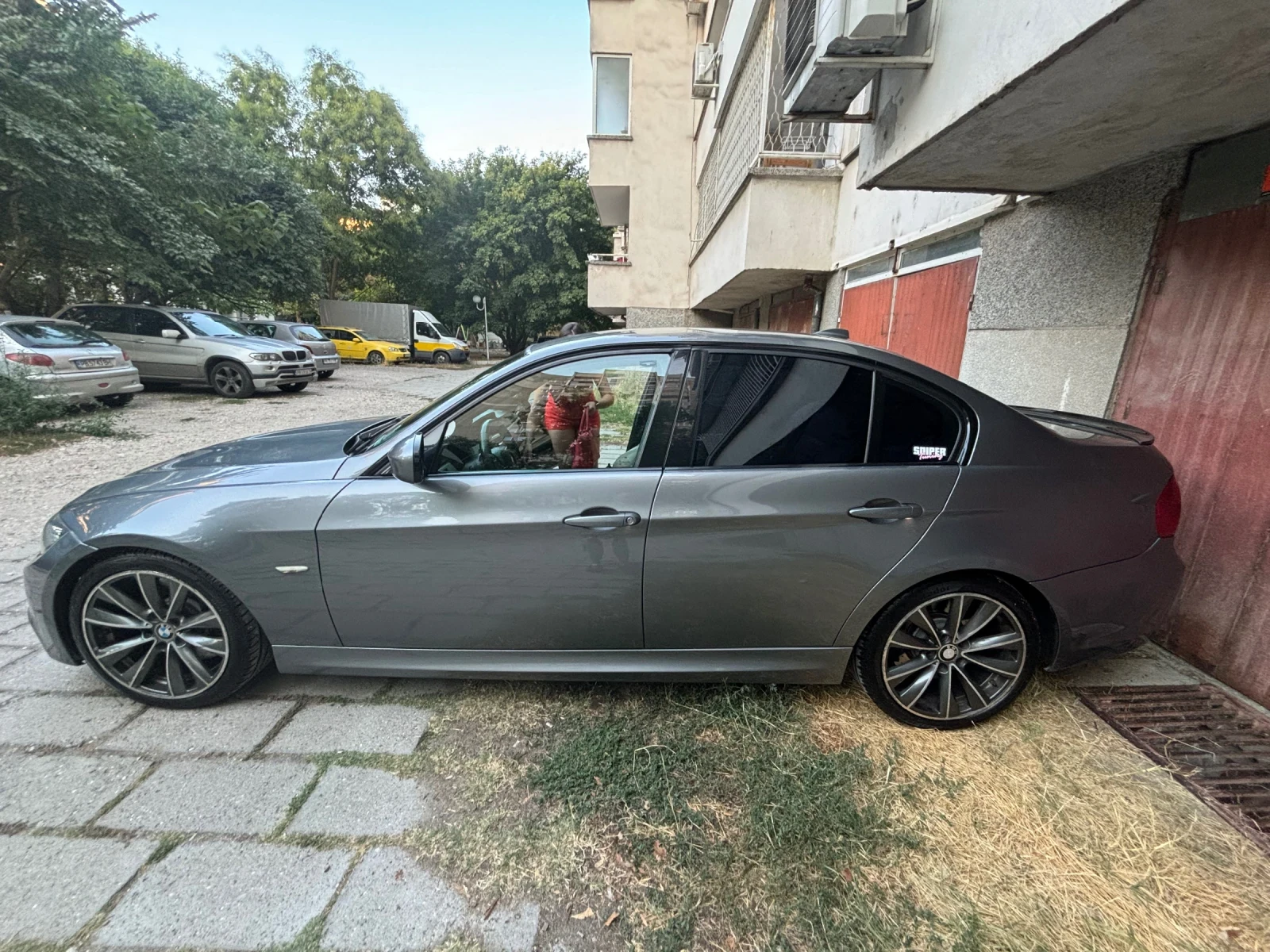 BMW 330 Е90 - изображение 4