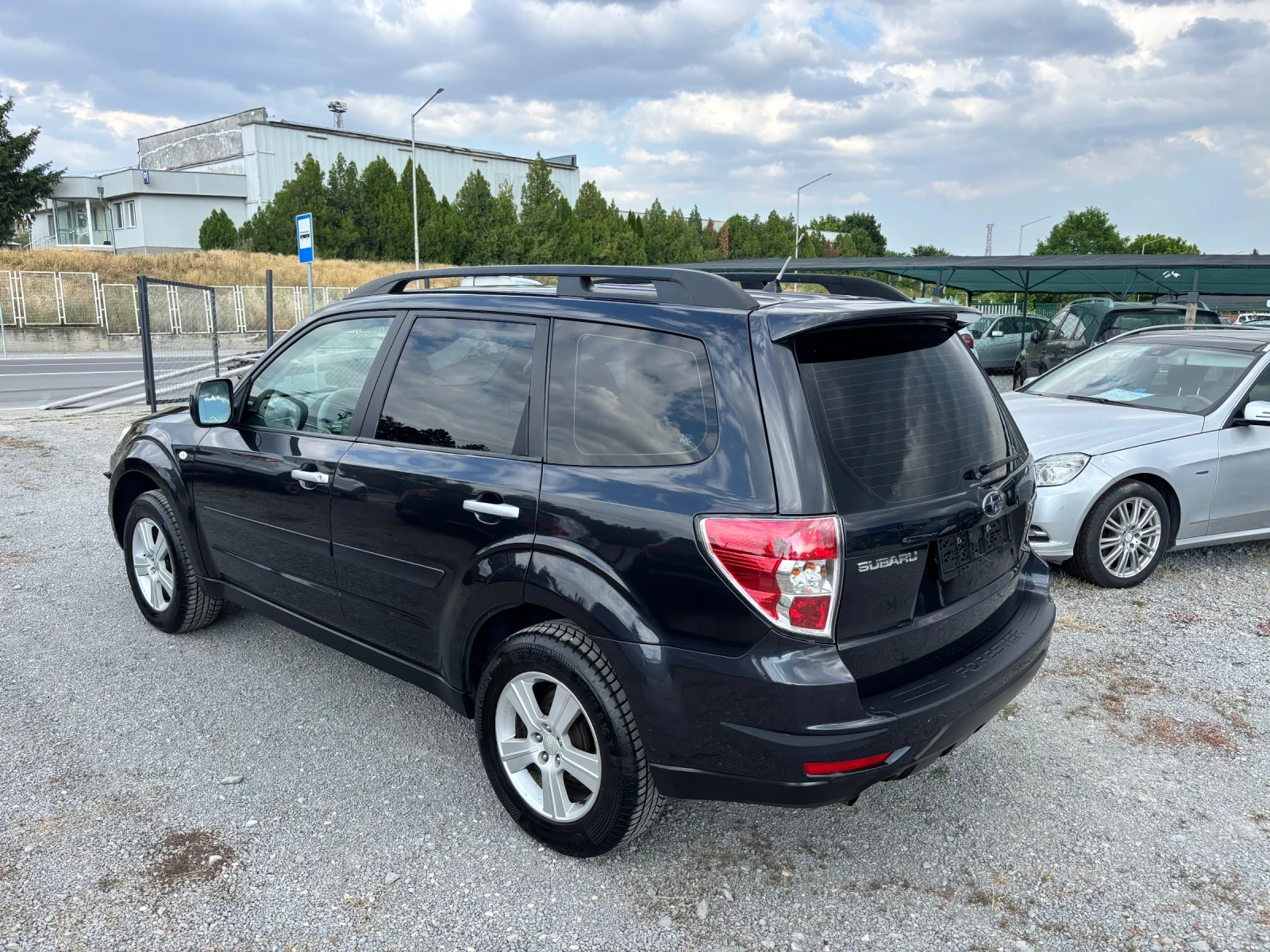Subaru Forester 2.0x АВТОМАТ ВНОС ШВЕЙЦАРИЯ!!! - изображение 4