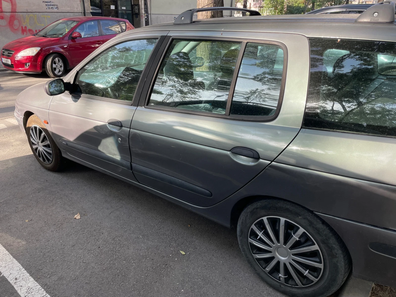 Renault Megane Combi  - изображение 8