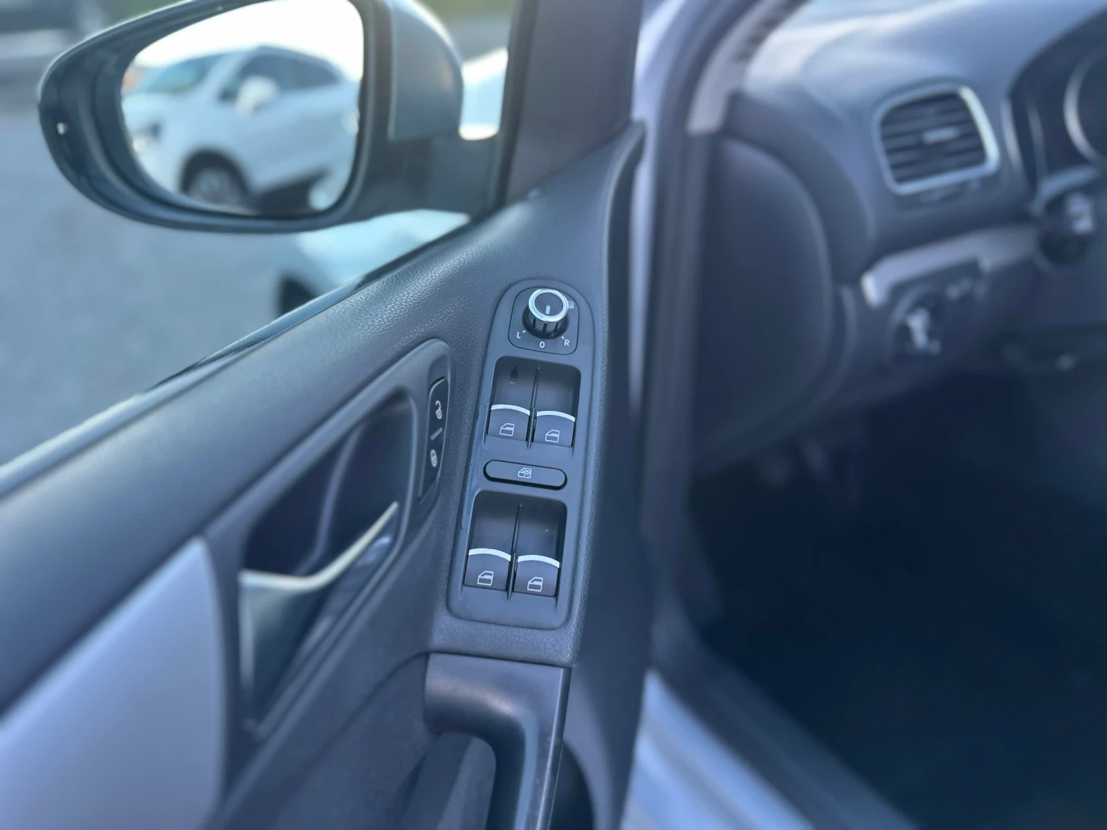 VW Golf 2.0TDI  - изображение 7