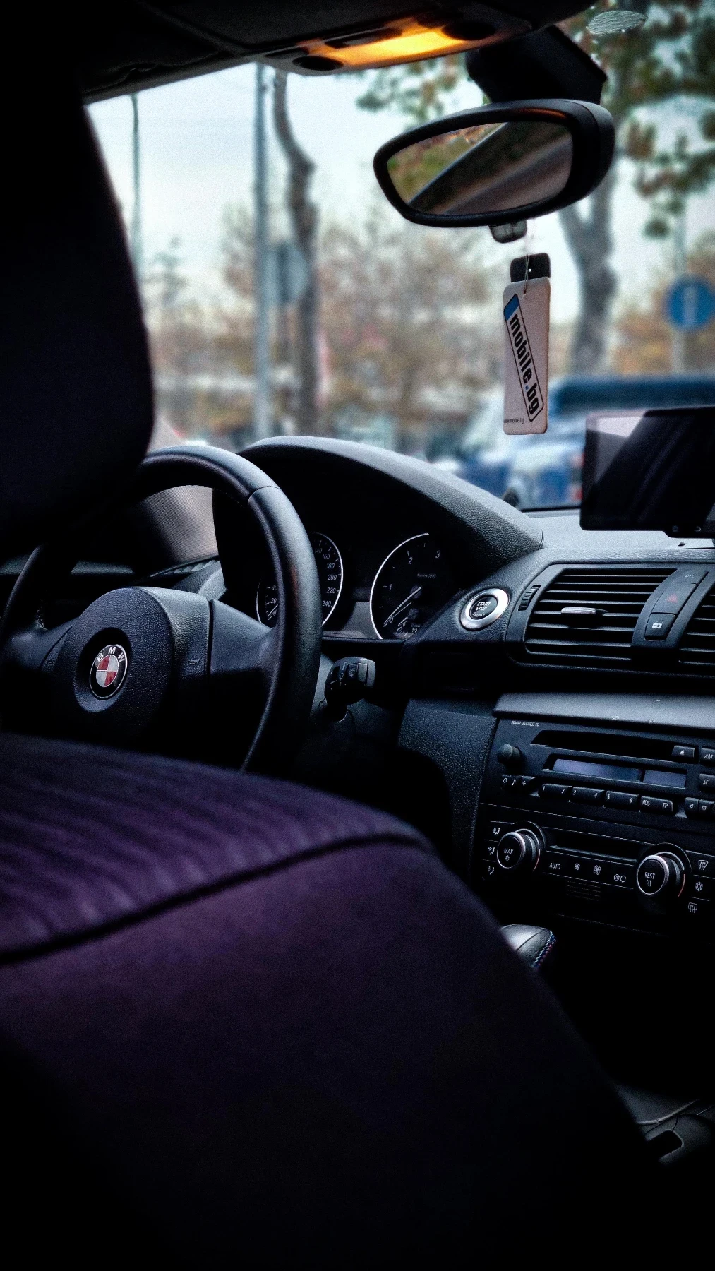 BMW 120 SHADOW LINE / AVTOMAT / CAR PLAY / KAMERA / NAVI | Mobile.bg   12