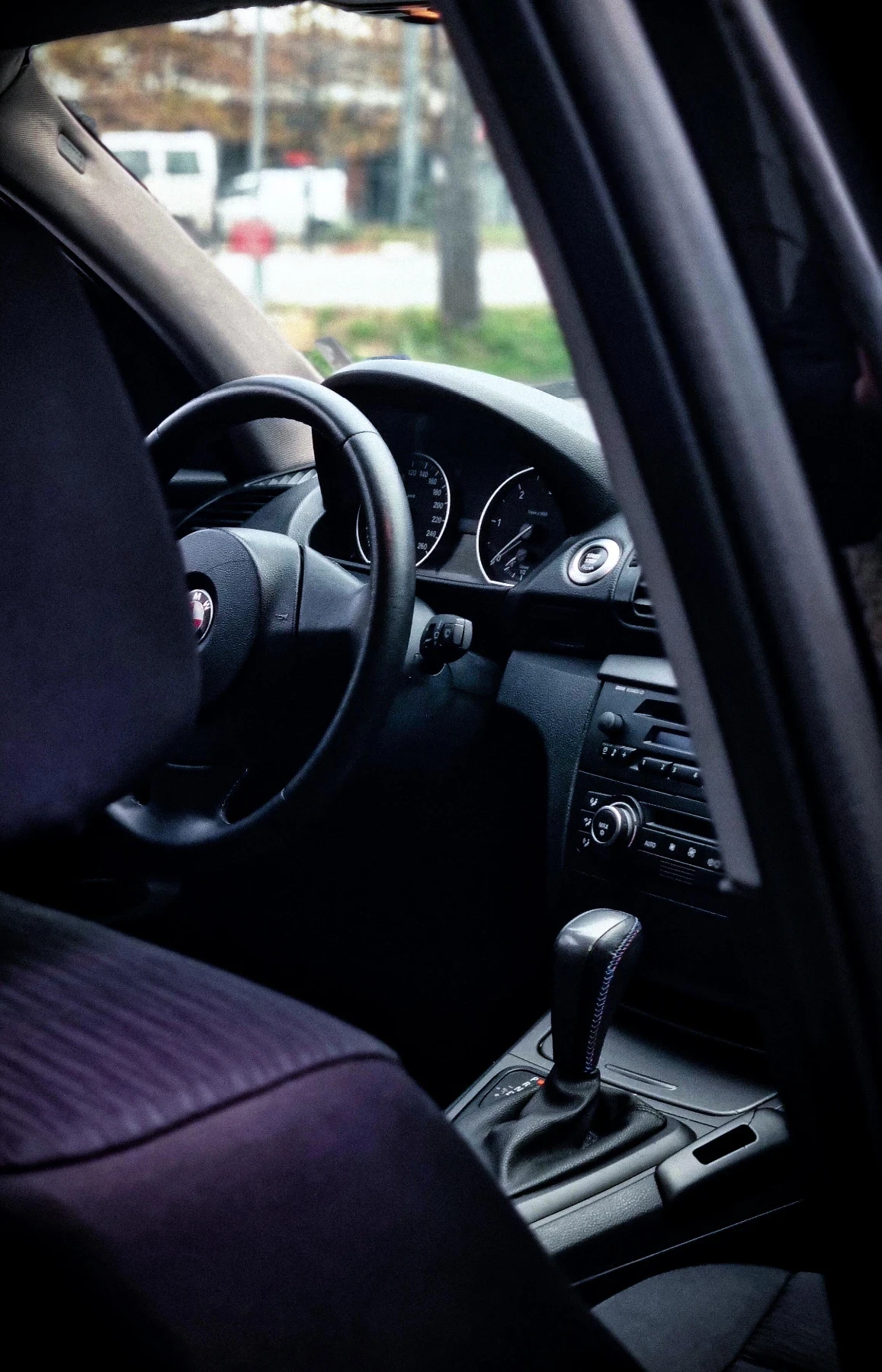 BMW 120 SHADOW LINE / AVTOMAT / CAR PLAY / KAMERA / NAVI | Mobile.bg   13