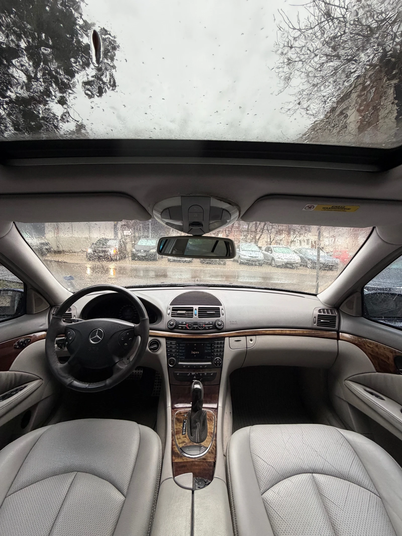 Mercedes-Benz E 220  - изображение 7