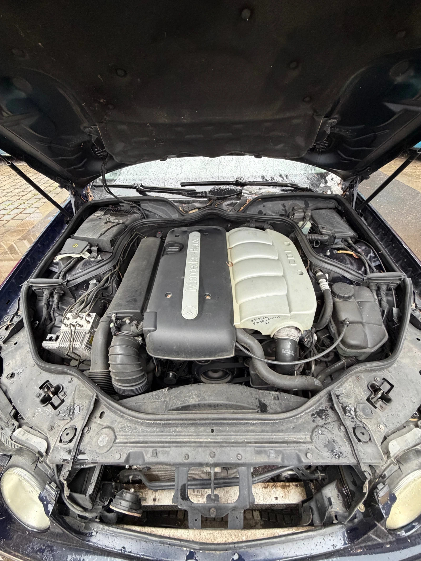 Mercedes-Benz E 220  - изображение 10