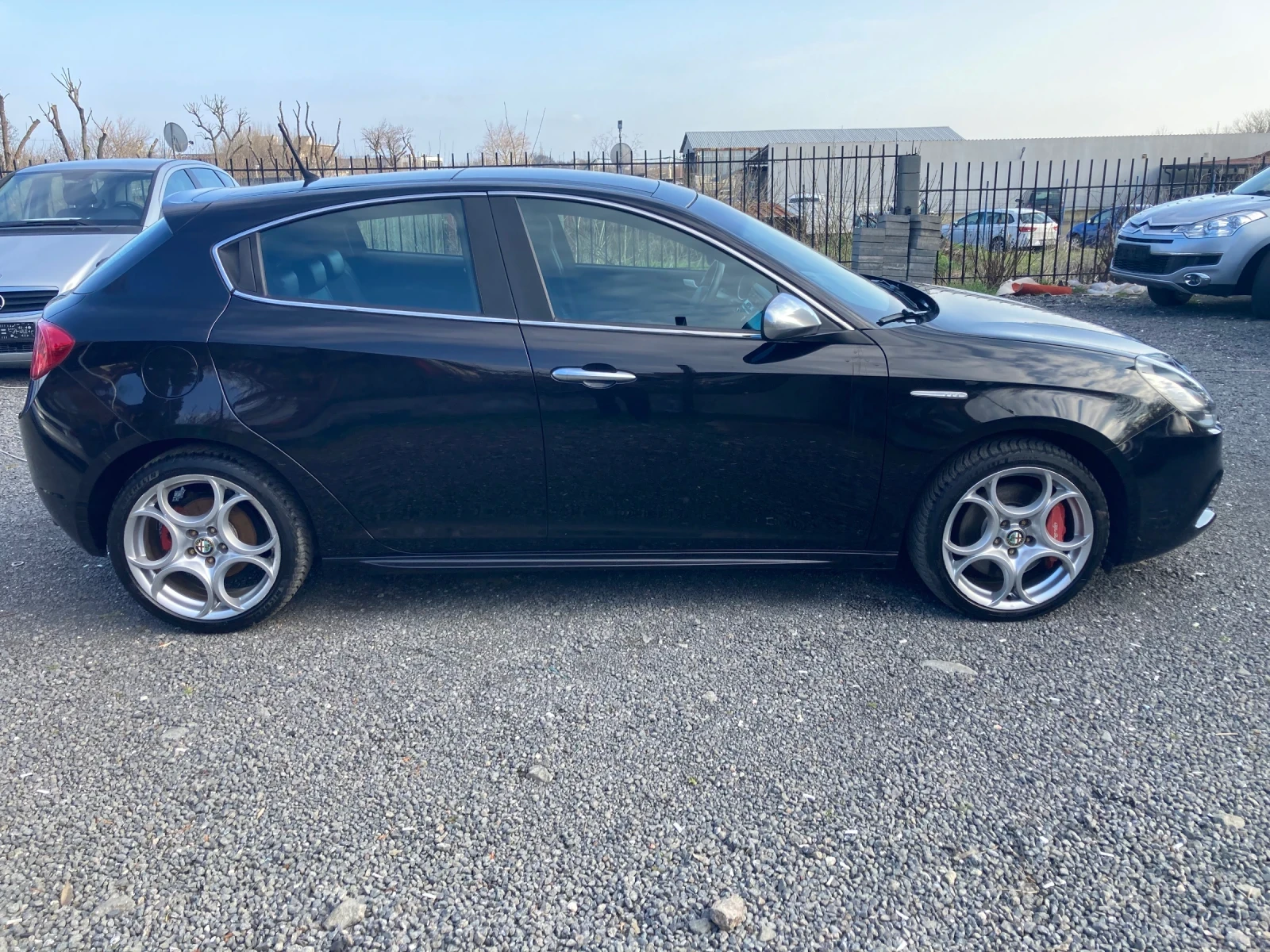 Alfa Romeo Giulietta   170 к.с. - изображение 3