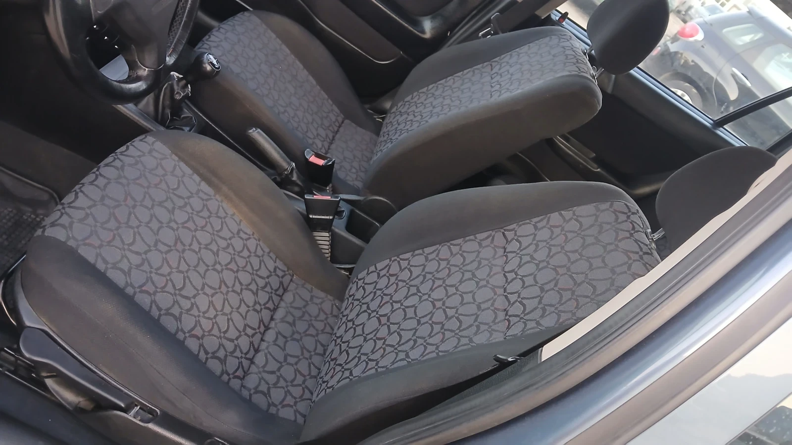 Opel Astra 1.6i 16v клима - изображение 9